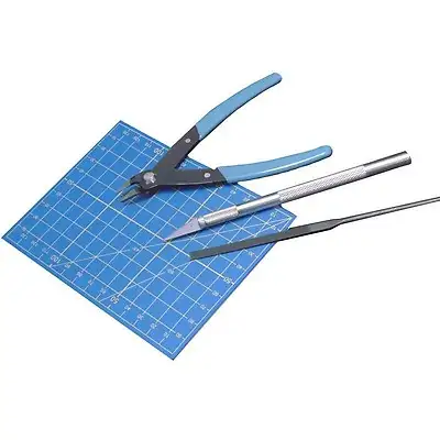 Vignette Outils de Modélisme (Pinces, Tapis de Découpe, Limes...)
